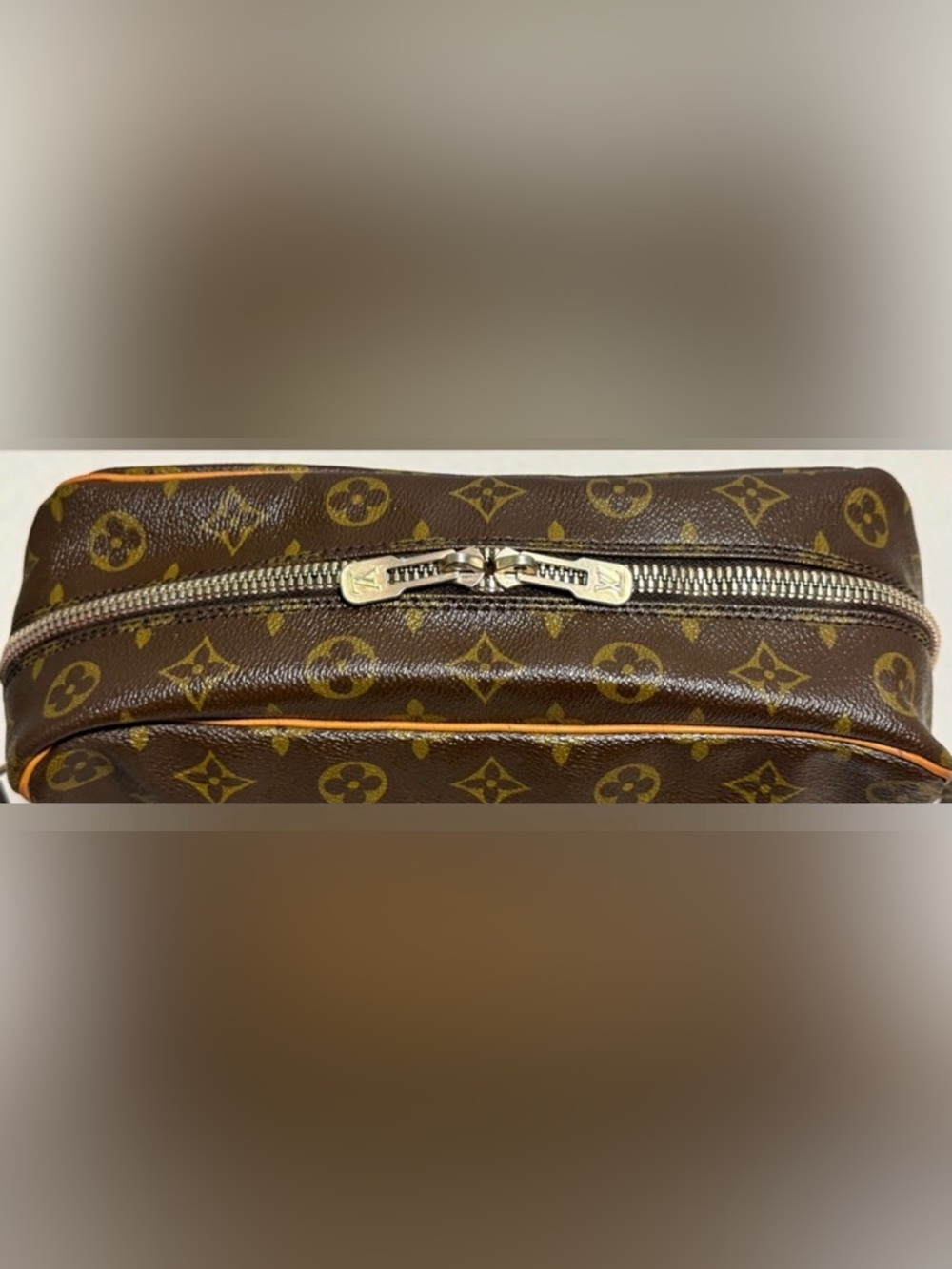 Louis Vuitton Vintage Danube GM
Monogram Canvas Leather - Picture 8 of 17